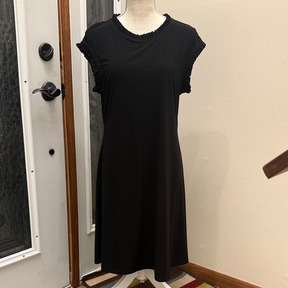 Nik And Nash Dresses & Skirts - Chic Black Ruffle Sleeve Midi Dress